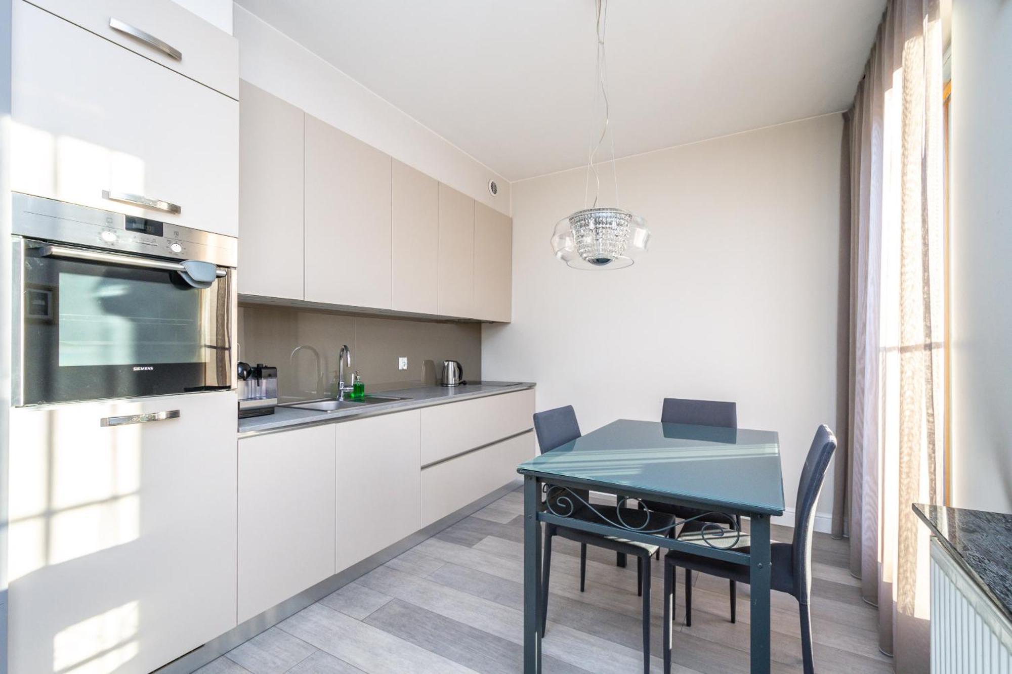 Rentplanet - Apartament Lubicz Cracovie Extérieur photo