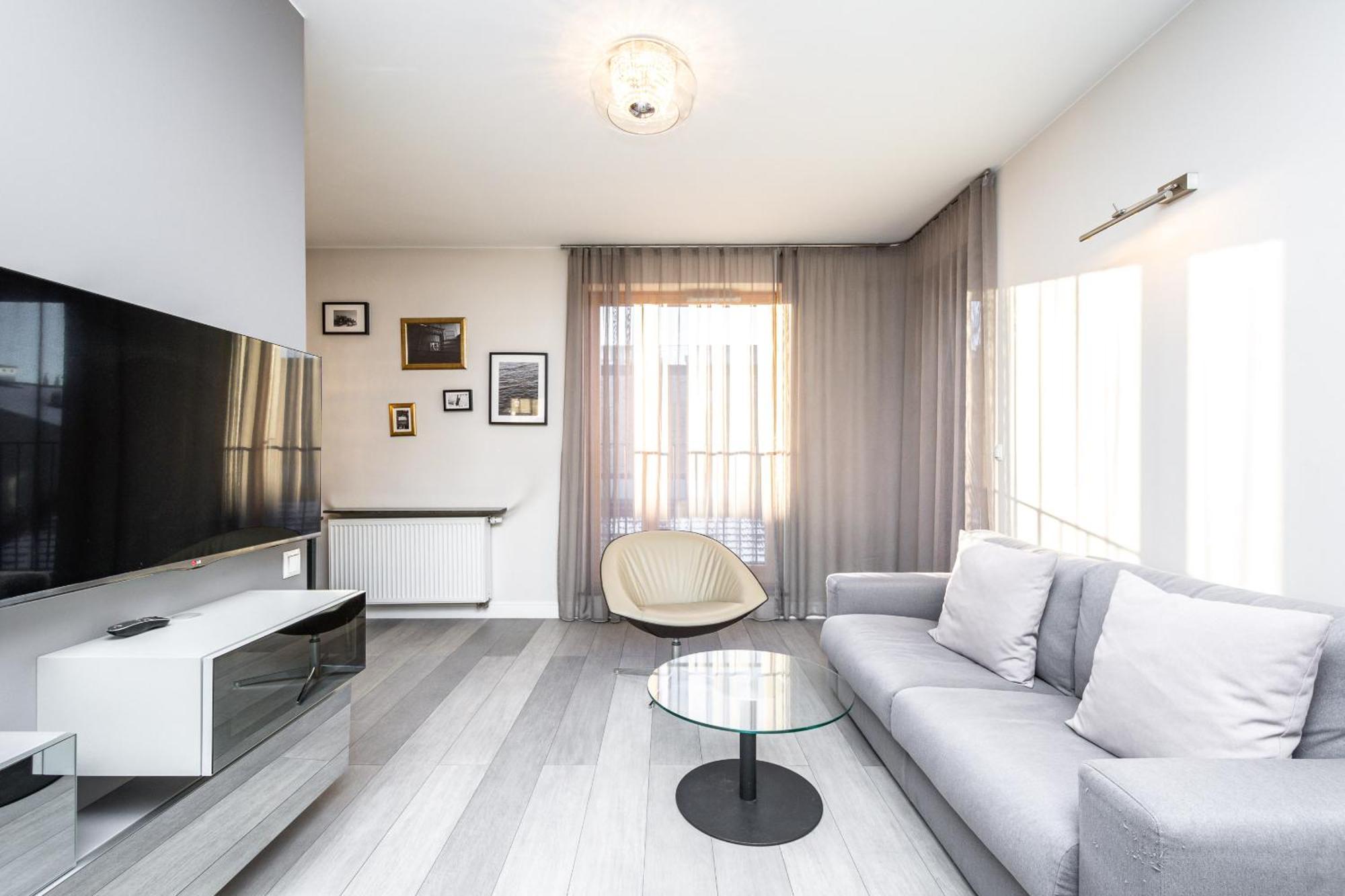 Rentplanet - Apartament Lubicz Cracovie Extérieur photo